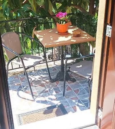 Velissaria Holiday House